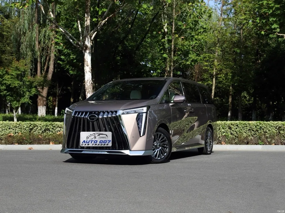 Трумпцхи М8 хибридни аутомобил